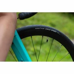 Goodyear Eagle Sport Road Tyre -Maxxis Butik Goodyear Eagle Sport Road Tyre Tyres Black GR 013 25 622 V001 R 4