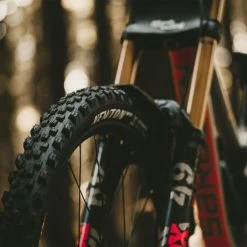 Goodyear Newton MTF Downhill Tubeless Complete Tyre -Maxxis Butik Goodyear Newton Downhill Tubeless Front MTB Tyre Black 2 5 Tyres Black GR 015 64 584 V005 R 3