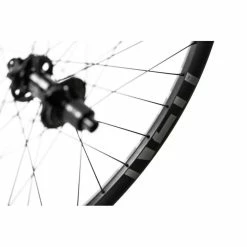 Nukeproof Horizon V2 Rear Wheel 102t 46 Nukeproof Horizon V2 Rear Wheel 102t -Maxxis Butik Nukeproof Horizon V2 Rear Wheel 102t Back Wheels Black 27 5 NUKHORV2275148XD 3