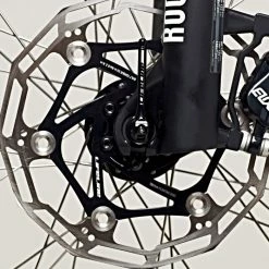 LifeLine Titanium Hurtigkoblingssæt 12 LifeLine Titanium Hurtigkoblingssæt -Maxxis Butik LifeLine Titanium Quick Release Skewers black situ 1